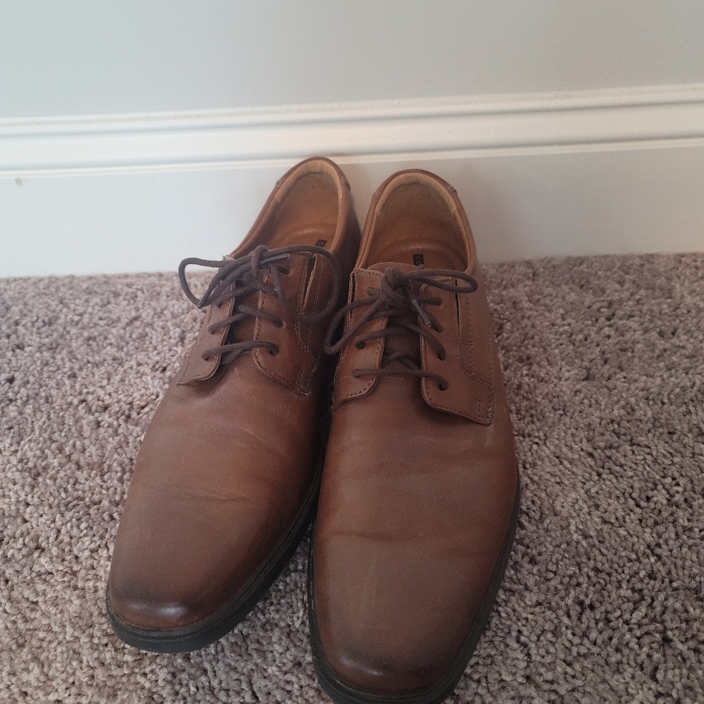 Collection Clark's mens 9.5 soft cushion dress shoes